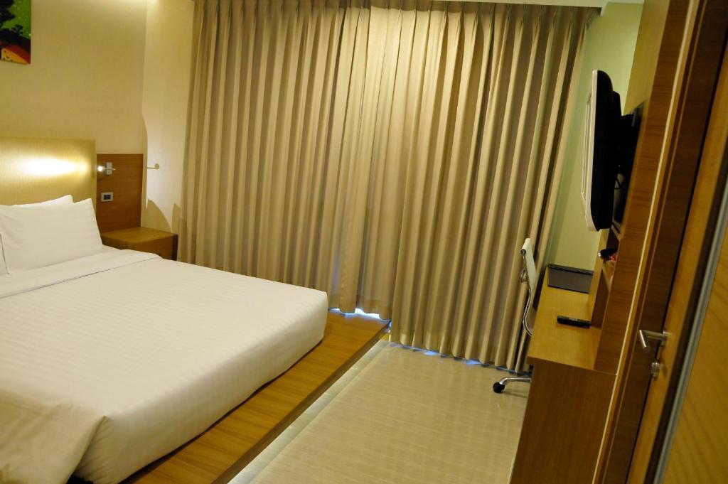 The Moonite Boutique Hotel Bangkok Szoba fotó
