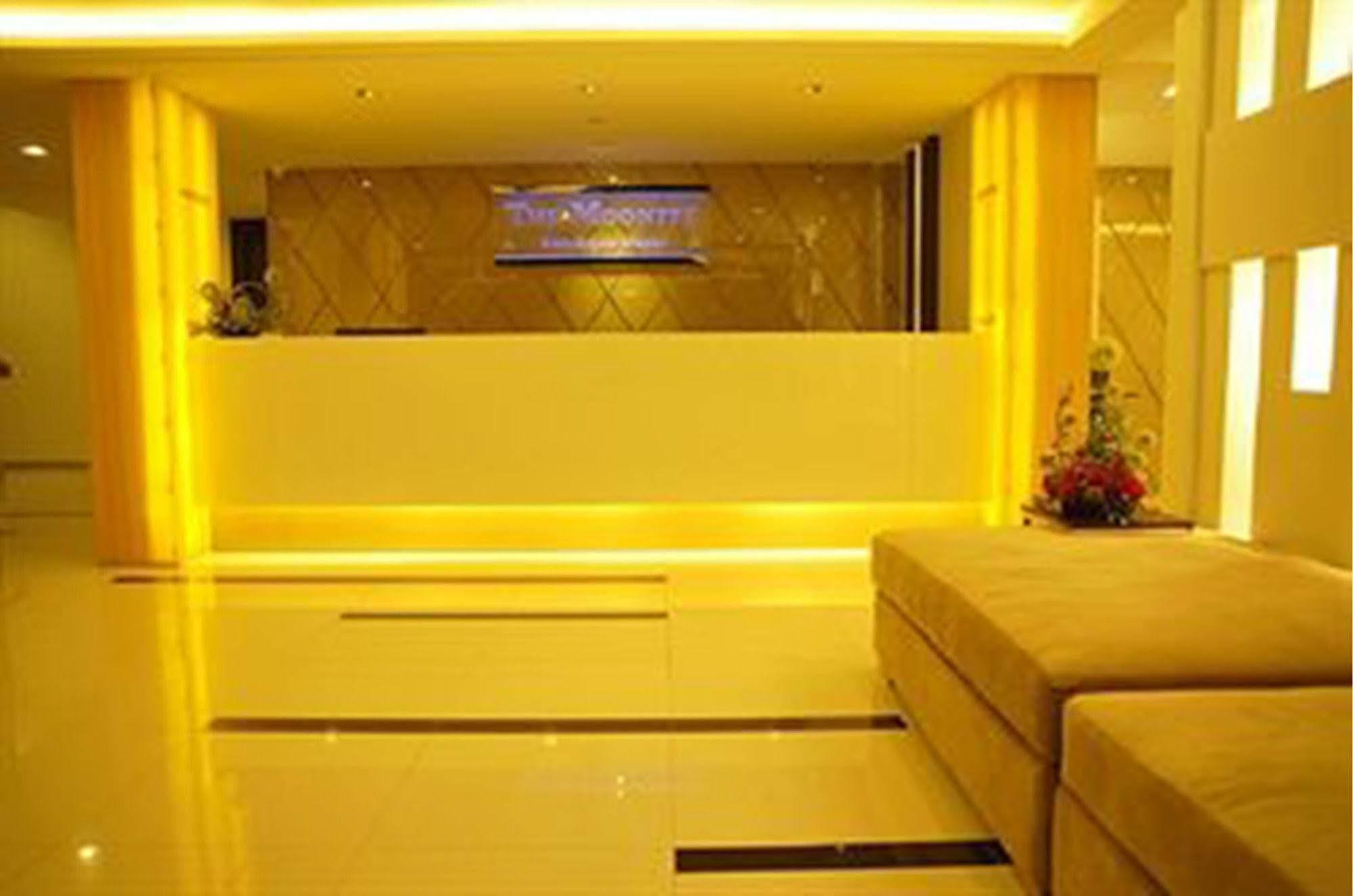 The Moonite Boutique Hotel Bangkok Kültér fotó